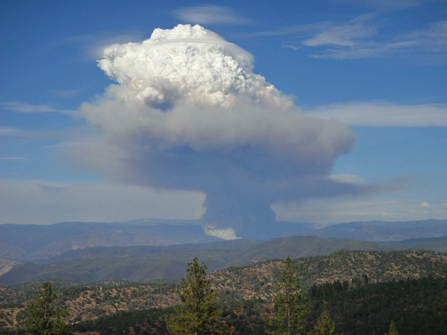 El-portal-fire-near-Yosemite-Biery 613