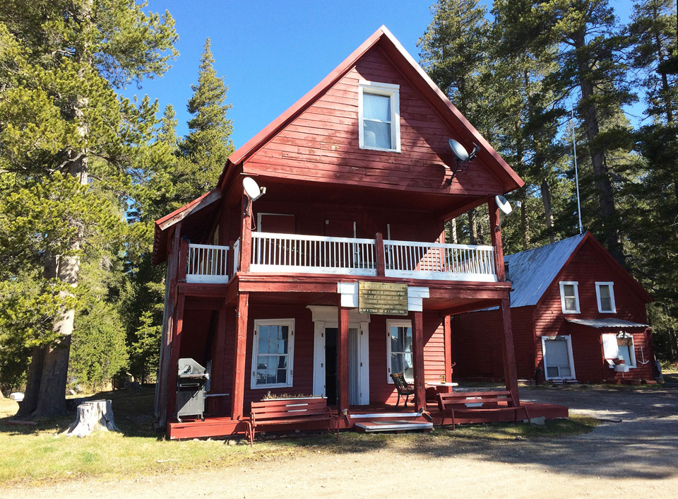 CA Sierra Webber Lake Hotel Photos 1