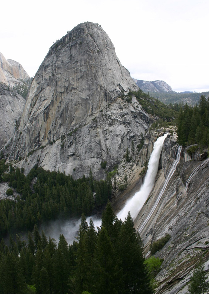 Local Hiking Trails in Oakhurst and Yosemite Featured at Library ...