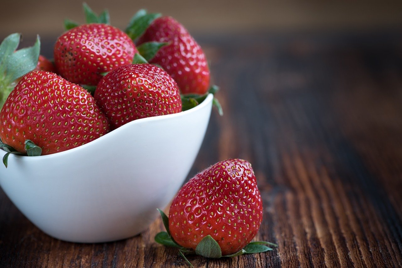 strawberries 1330459 1280