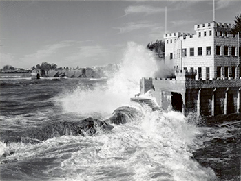 storm seabright beach 3501