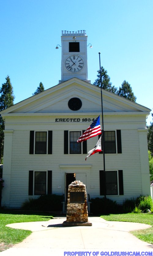 mariposa county courthouse 133 3333 img flags at half mast sierra sun times