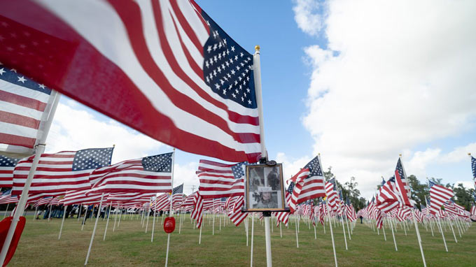 Veterans Find Support Flag Shot merced college