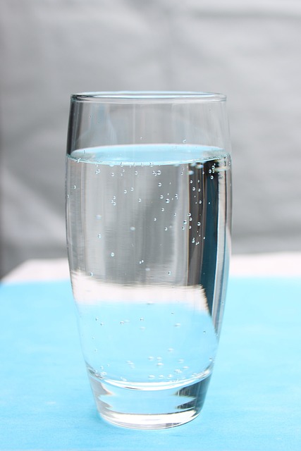 water glass 4934455 640