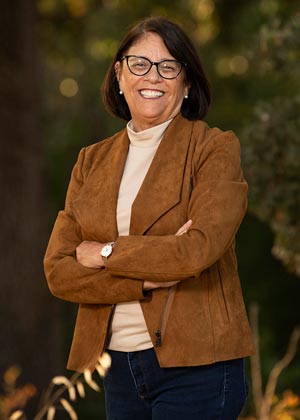 Cecilia Aguiar Curry California Assemblymember