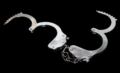 handcuffs open 400