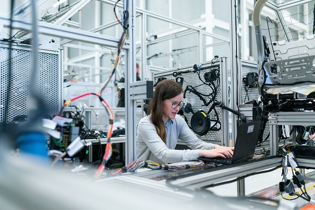 engineer 4941351 640 woman jobs
