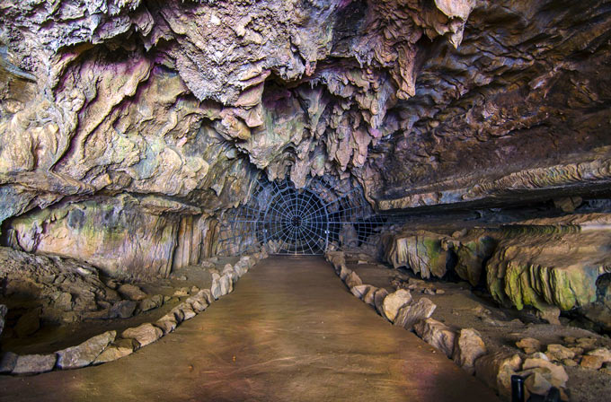 nps514 Crystal Cave Entrance
