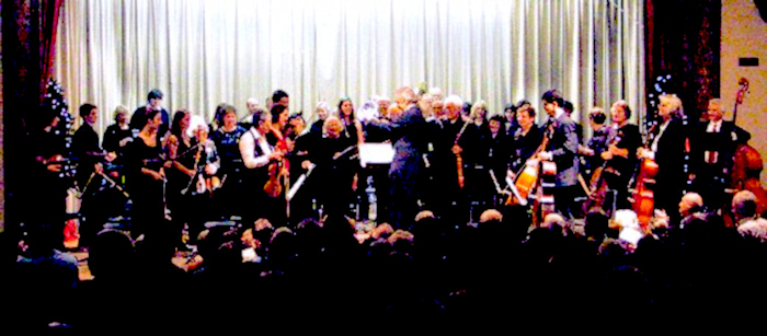 12 20 03 2nd Holiday Concert Standing O MYSO 700