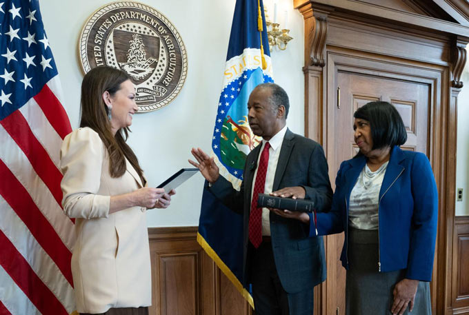 ben carson dr carson natl nutrition advisor swearing in release 092425