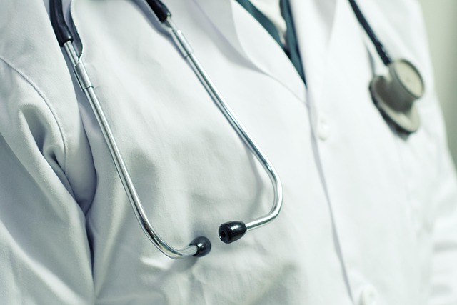 medical doctor stethoscope 6497490 640
