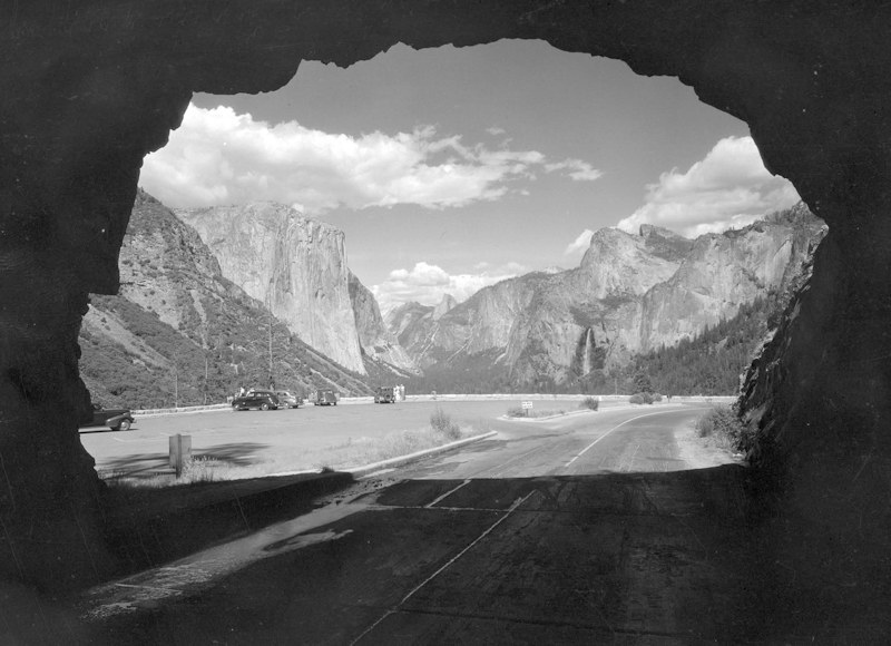 NPS Yosemite tunnel view 1